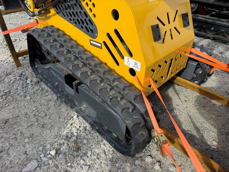 #86-•-unused-sdlanch-sdl60-stand-on-skid-steer-loader-a2510206378-inv#-35039-image-8