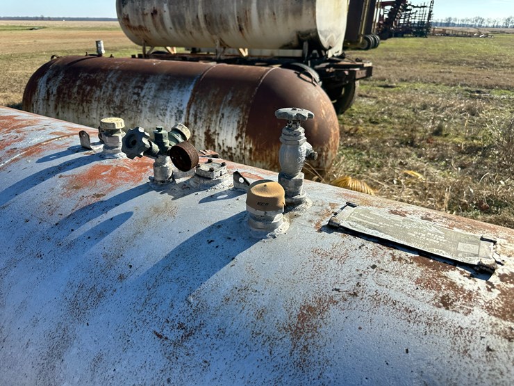 #35825-•-delta-tank-mfg-~1,000-gallon-tank-image-7