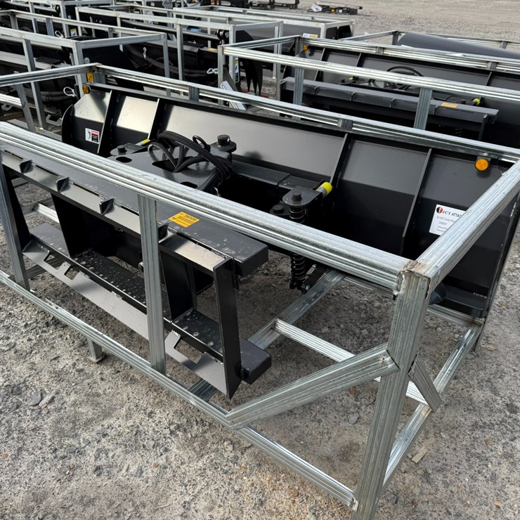 #2090 • Unused JCT 6' Skid Steer Dozer BladeINV# 36009