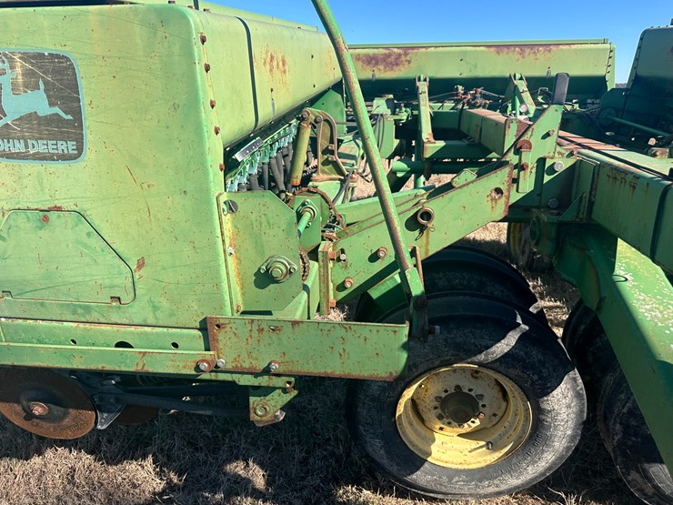 john-deere-455-image-50