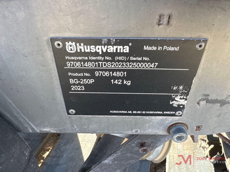 2023-husqvarna-bg-250p-floor-grinder-image-9