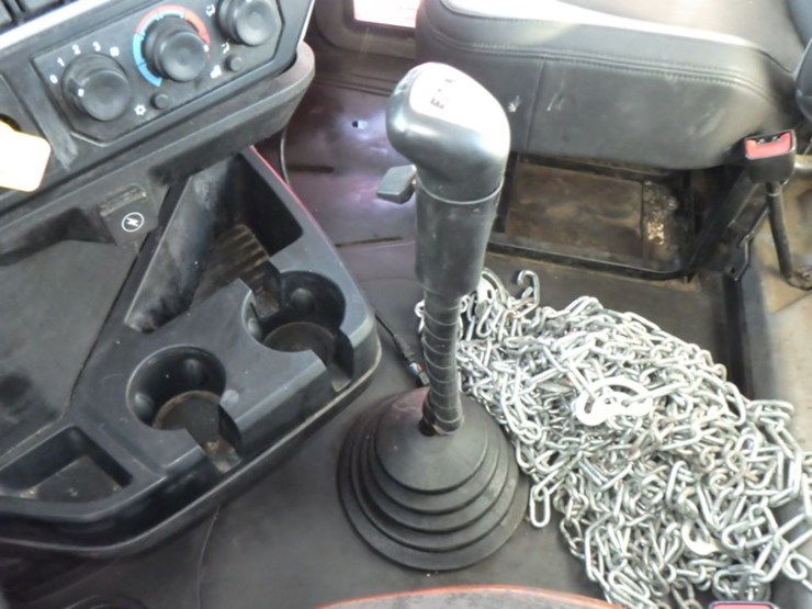 2020-mack-an64t-image-23