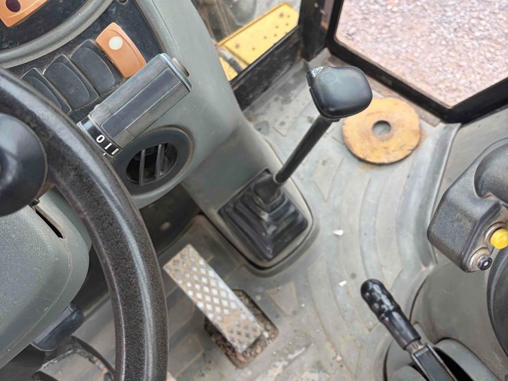 caterpillar-420d-it-image-18