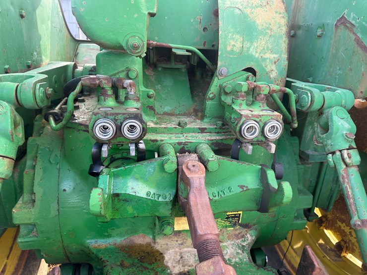 1970-john-deere-5020-image-16