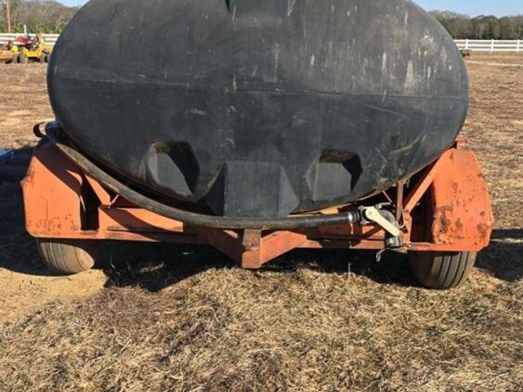 1000-gallon-nurse-tank-on-trailer-w/-briggs-&-stratton-motor-image-7