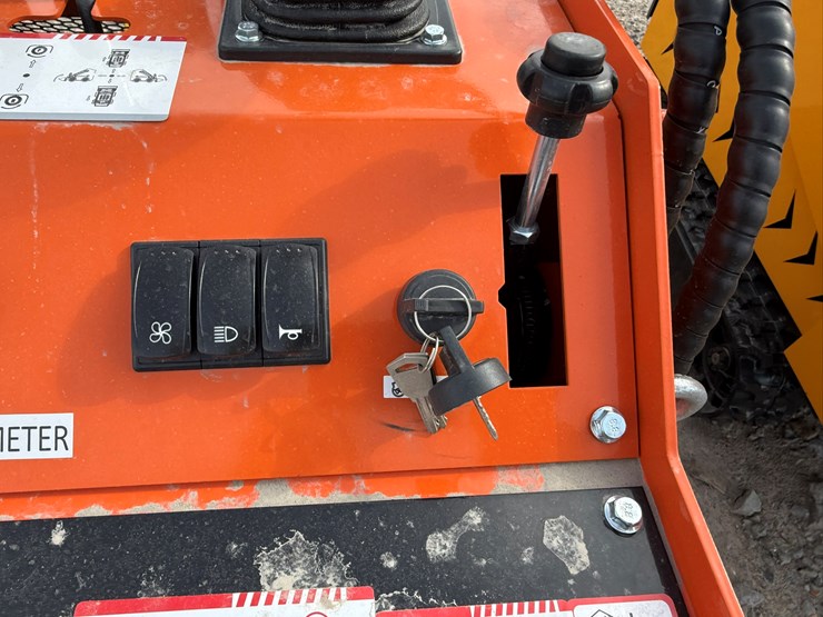 #96-•-unused-sdlool-sl36c-stand-on-tracked-loader-36cj251271-inv#-36230-image-15