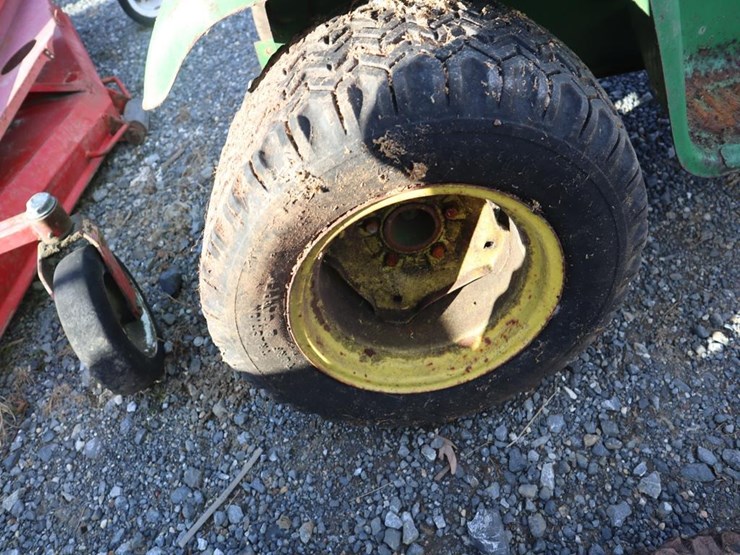 john-deere-112-image-9