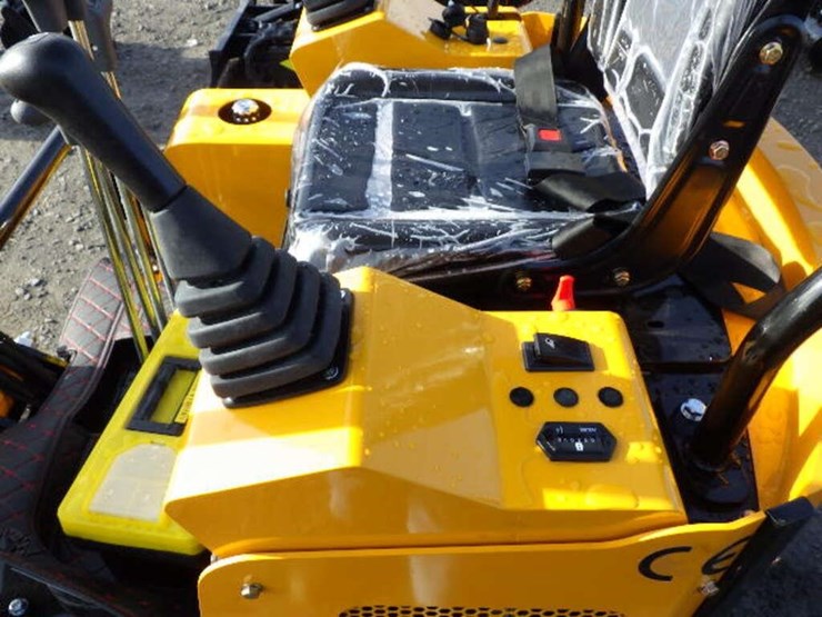 2025-vicsec-15-hydraulic-excavator-image-23