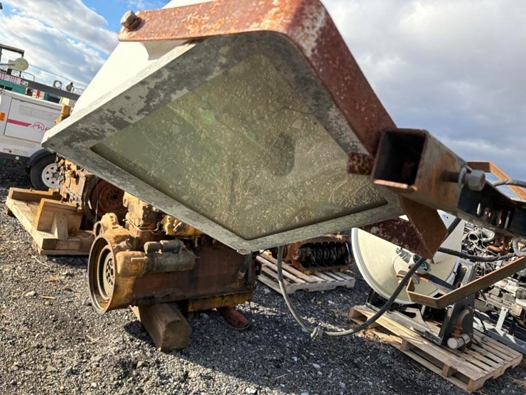 light-tower,-mitsubushi-dsl-image-4