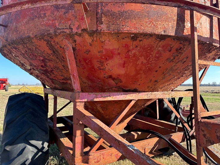 #35837-•-grain-cart-image-24