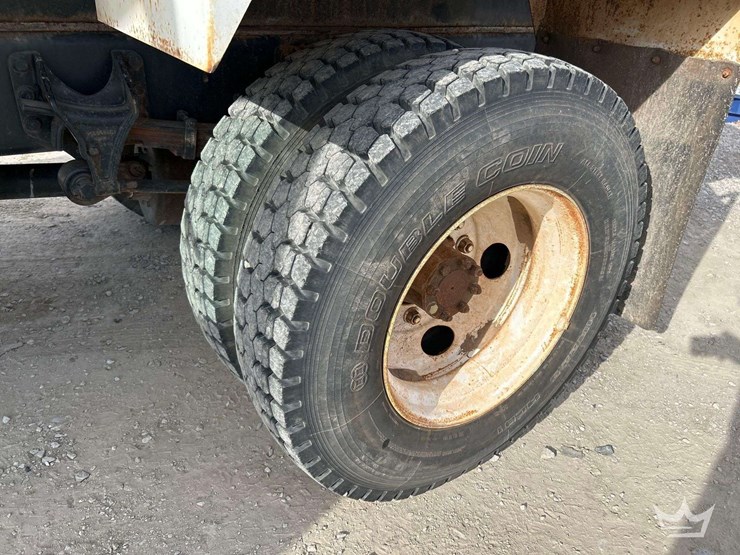 2007-ford-f750-image-23