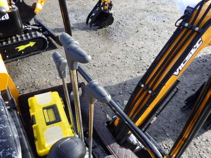 2025-vicsec-15-hydraulic-excavator-image-16