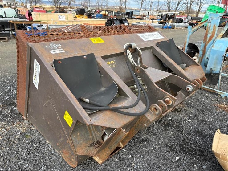 woodchuck-80-st1.5-siide-shoot-bucket-image-4