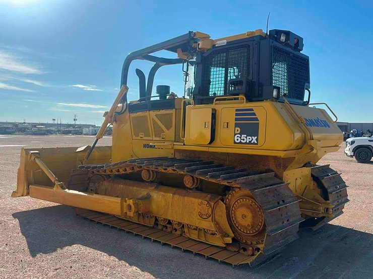 2016-komatsu-d65px-18-image-5