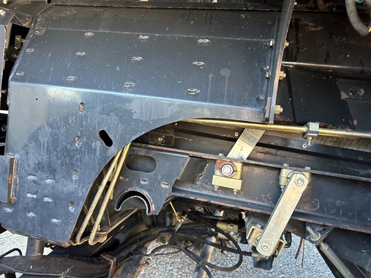 #35797-•-2011-case-7120-combine-image-71