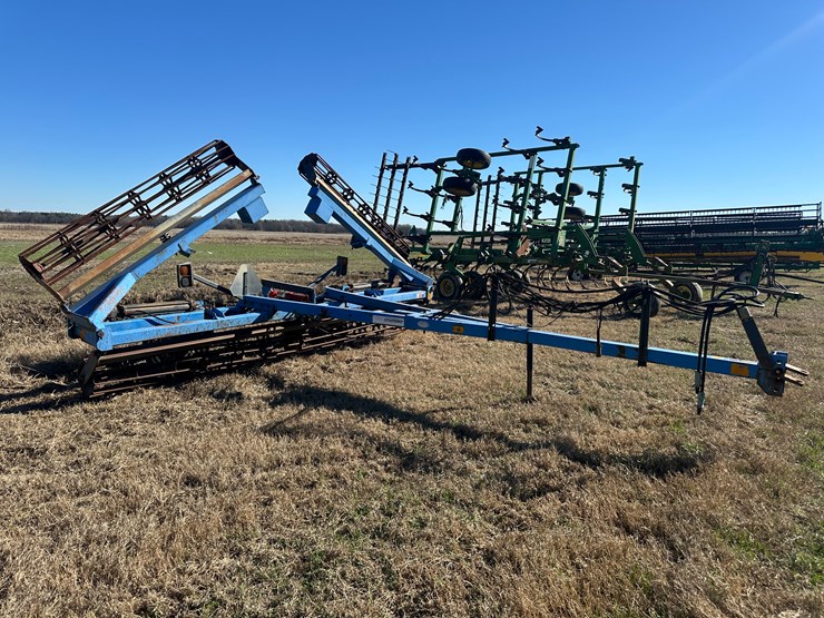 #35243-•-dmi-30'-crumbler-image-2