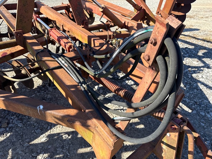 #384-•-international-~25’-disk-inv#29194-image-10