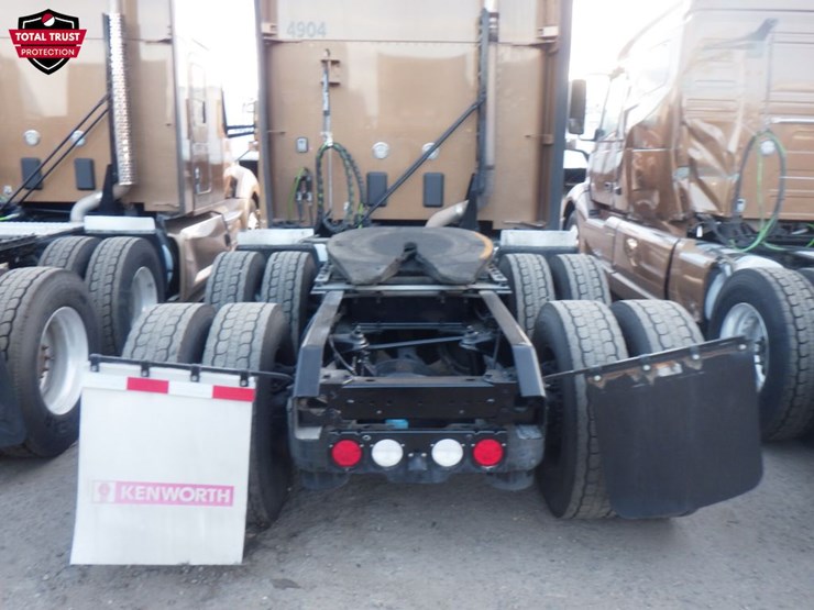 2022-kenworth-t680-image-9