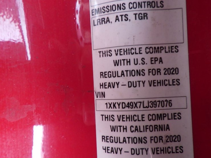 2020-kenworth-t680-image-24