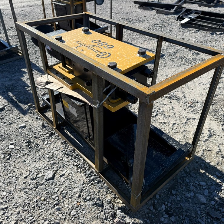 #22775 • Unused AGT PD680-PZ Skid Steer Post Driver Hammer PD680PZ25111502D