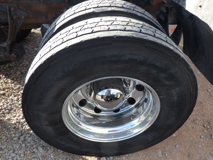 2016-international-prostar-image-8