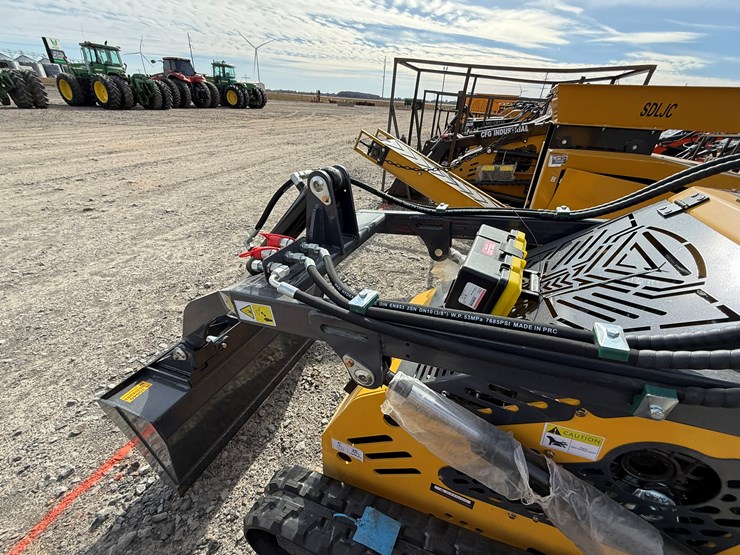 #87-•-unused-sdlanch-sdl60-stand-on-skid-steer-loader-a2510206404-inv#-35040-image-7