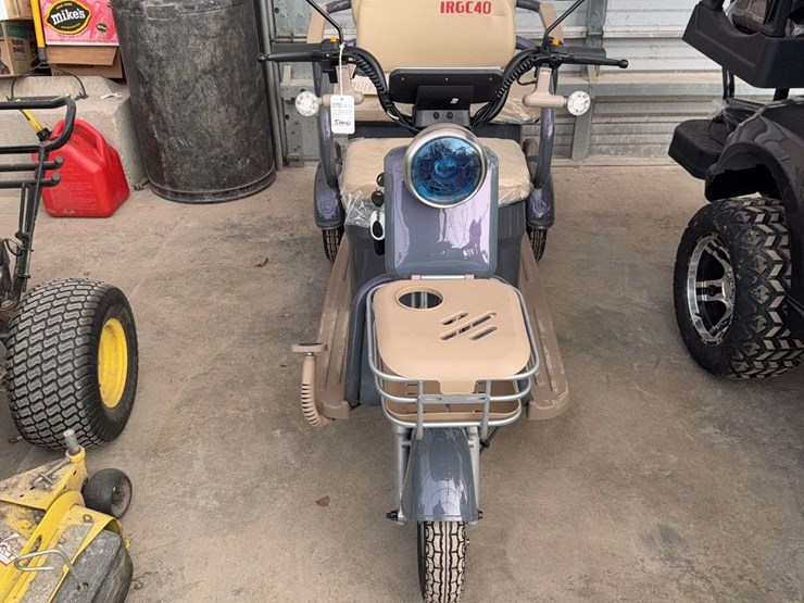 high-end-mini-golf-cart--2-seater-image-2