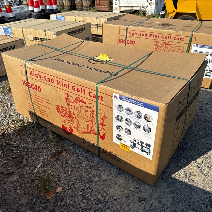 #2225 • IRanch IRGC40 High End Electric Mini Golf Cart INV# 27409