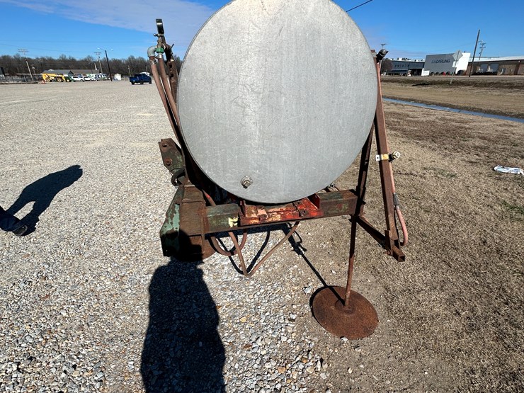 #37630-•-10'-200-gallon-3pt-sprayer-image-2