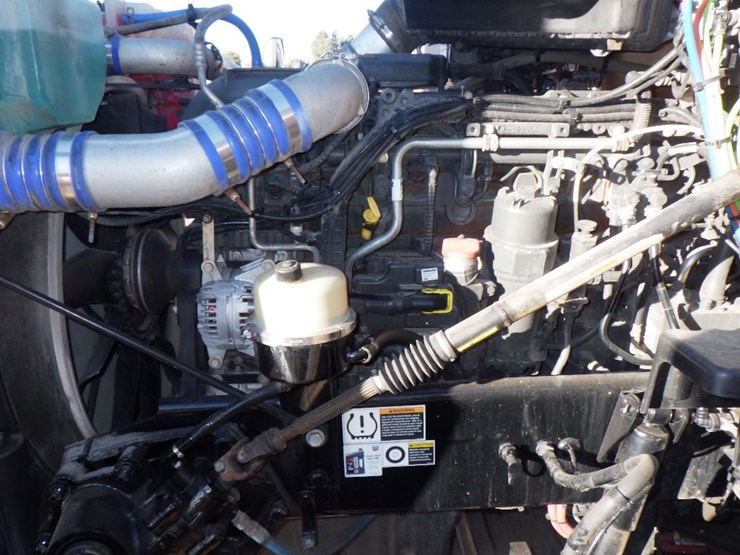 2022-kenworth-t680-image-29