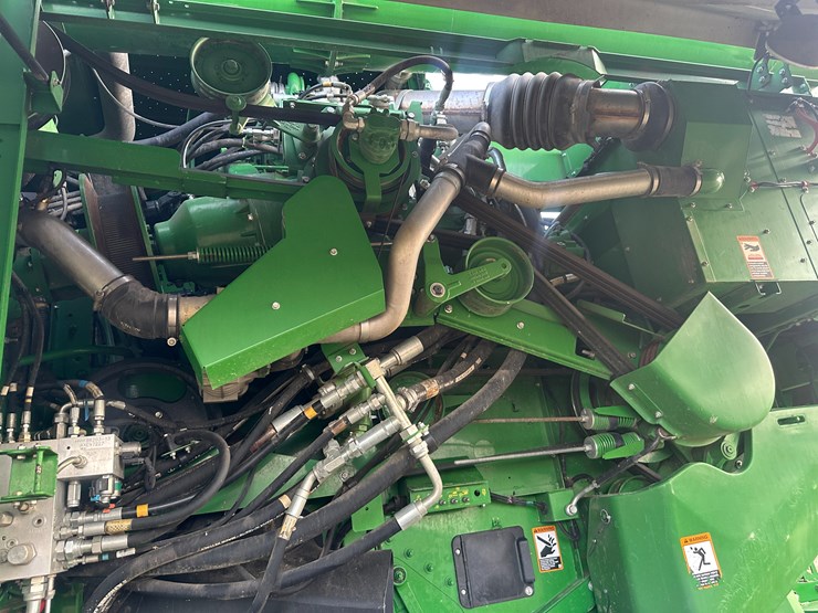 2018-john-deere-s780-image-48