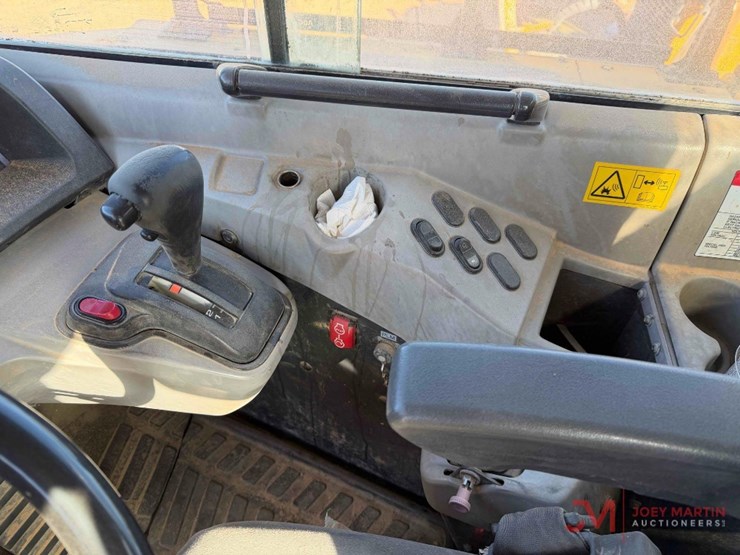 2019-komatsu-hm400-5-image-41