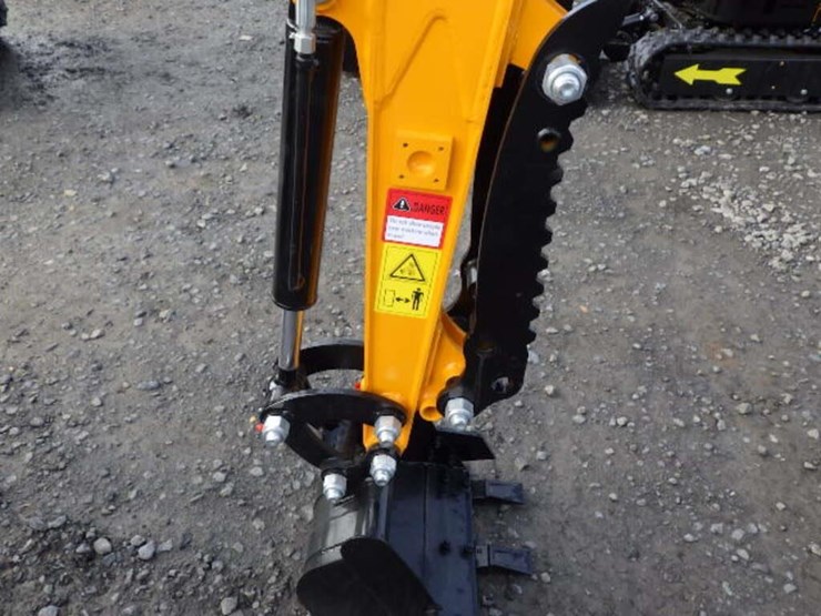 2025-vicsec-15p-hydraulic-excavator-image-6