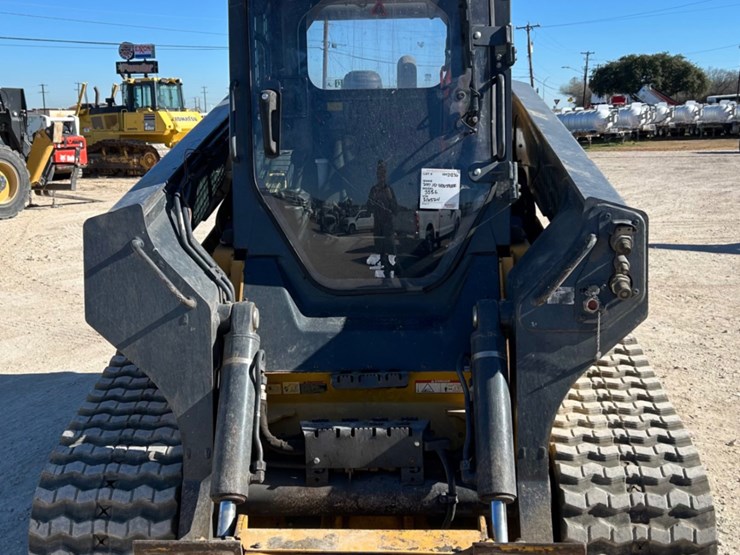 2017-deere-333g-image-2