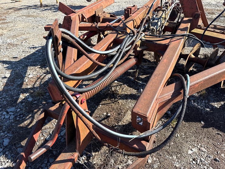 #377-•-inop-~12”-9”-disk-inv#32956-image-19