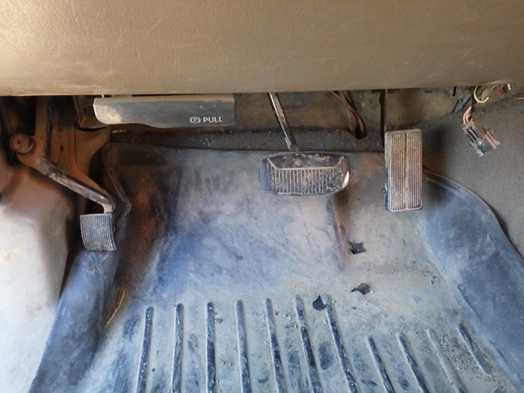 2001-ford-f450-image-23