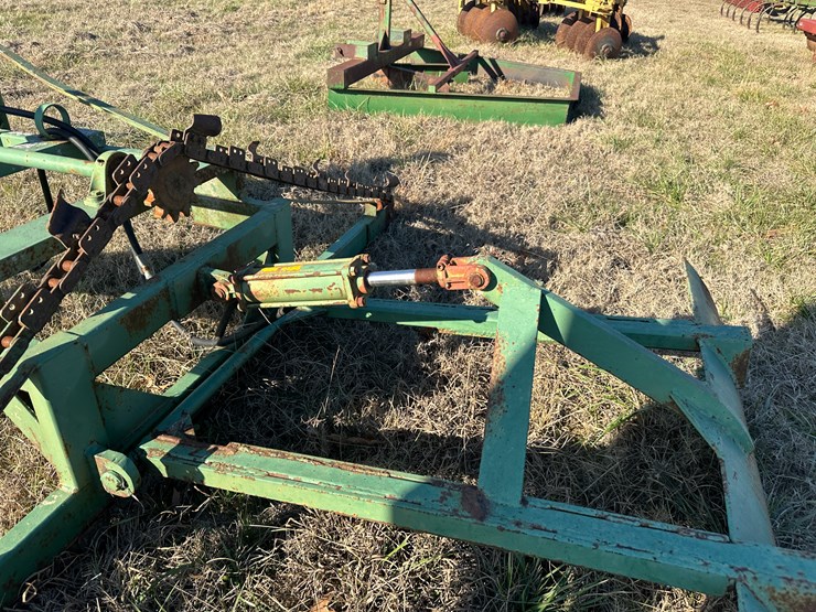 #35841-•-levee-trencher-image-6