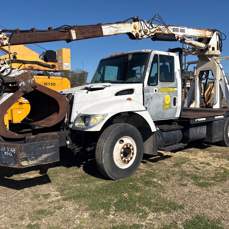 2006 INTERNATIONAL 4300