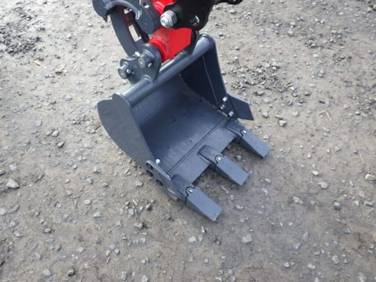 2025-vicsec-30-hydraulic-excavator-image-5