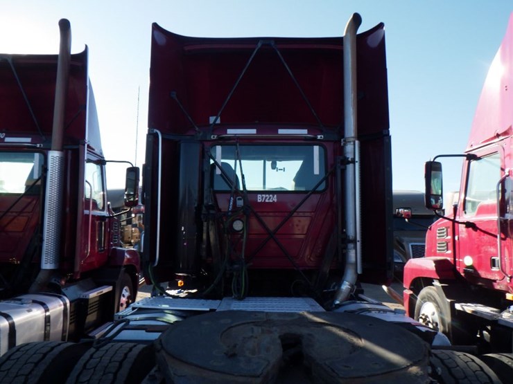 2020-mack-an64t-image-10