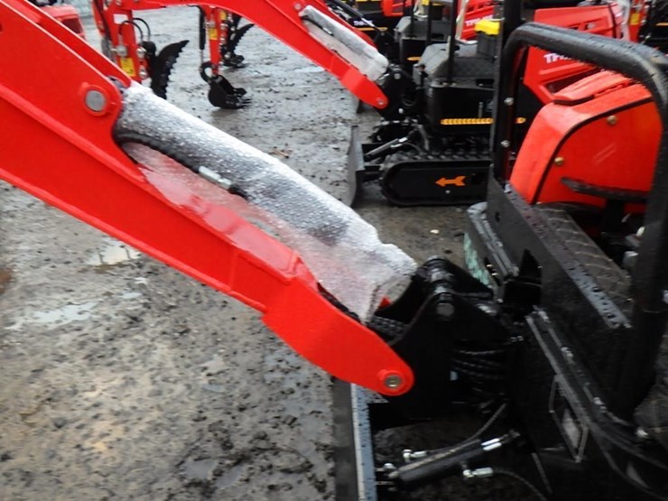 2025-tpm-tpm-20k-hydraulic-excavator-image-8