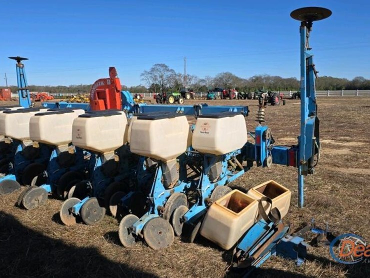 monosem-6-row-twin-planter-w/-seed-monitor-image-24