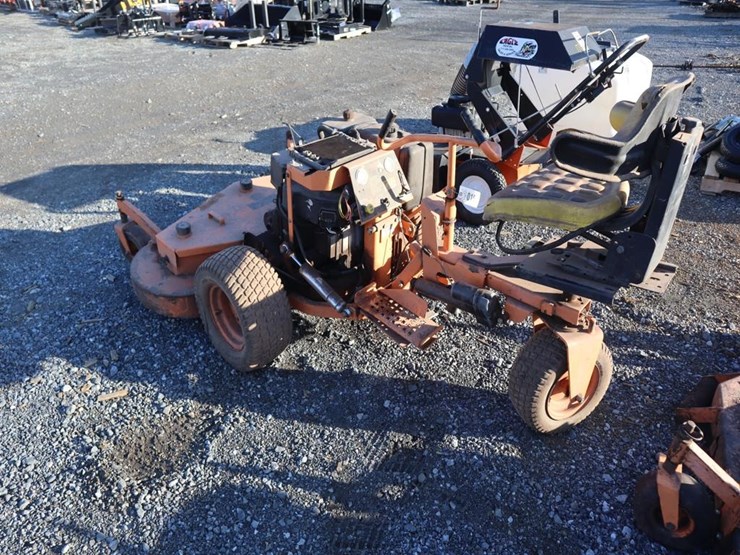 3-wheel-skag-riding-mower-non-running-image-5