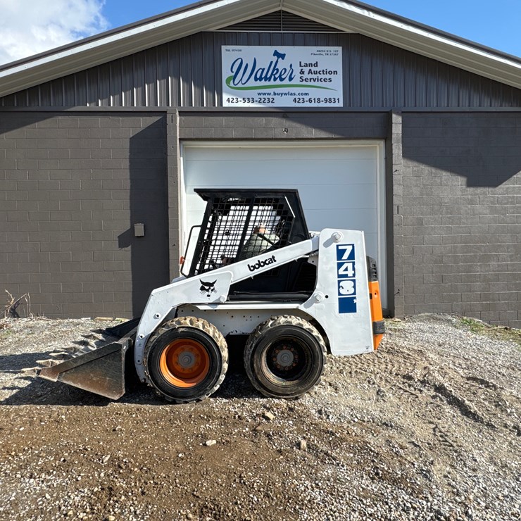 BOBCAT 743