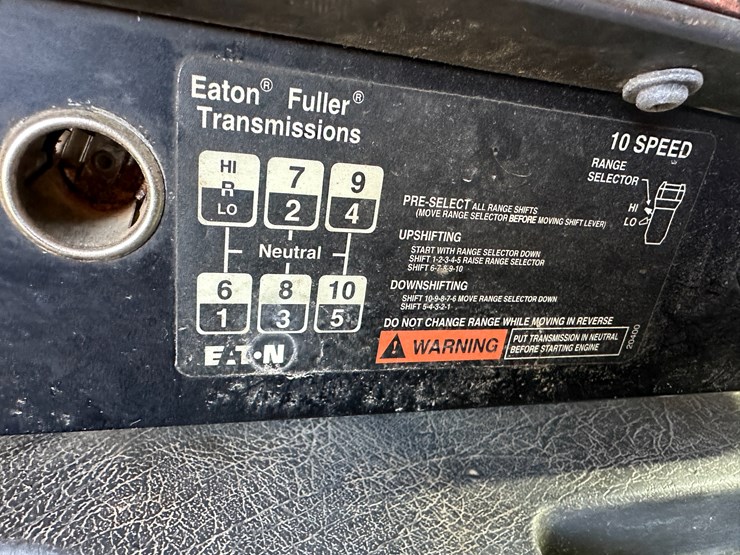 1997-caterpillar-10-image-87