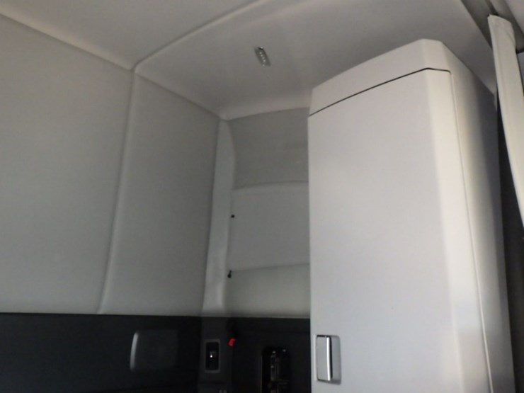 2024-kenworth-t680-image-19