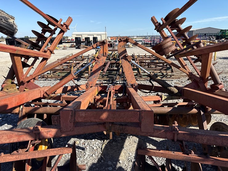 #384-•-international-~25’-disk-inv#29194-image-22