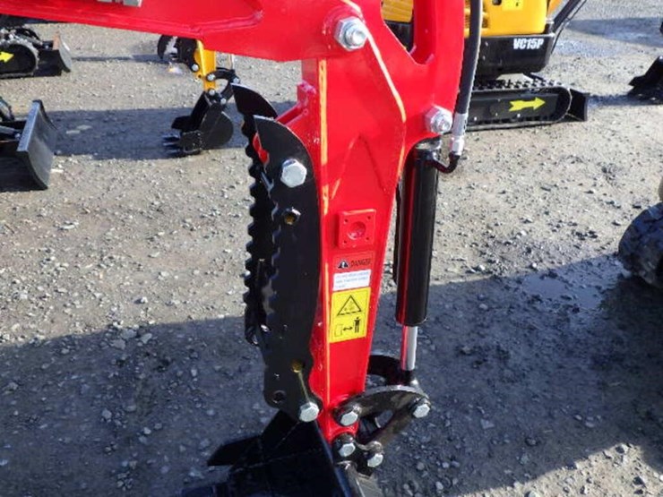 2025-vicsec-13-hydraulic-excavator-image-13