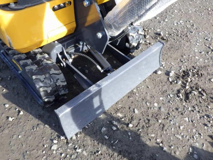 2025-cfg-qk18r-hydraulic-excavator-image-10