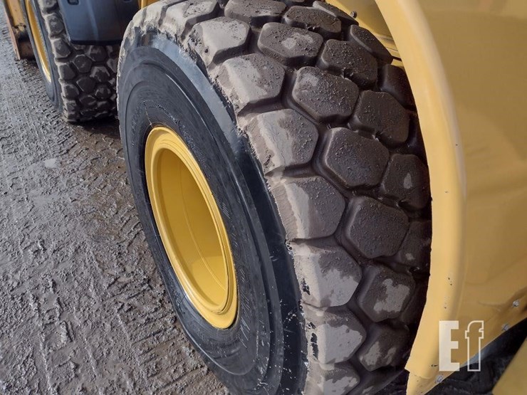 2006-caterpillar-930g-image-23